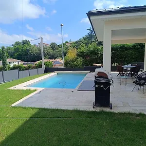 https://chambre-parentale.hotels-rhonealpes.com